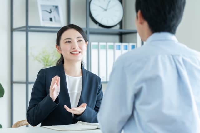 浮気の疑いと向き合う：浮気の証拠収集から問題解決まで